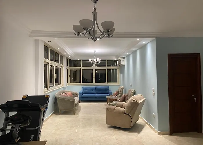 Rooftop Apartment With Terrace, El Nakheel Compound