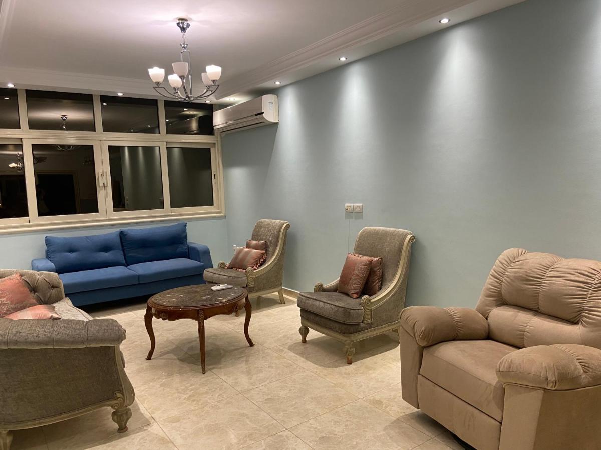 Apartment Rooftop With Terrace, El Nakheel Compound